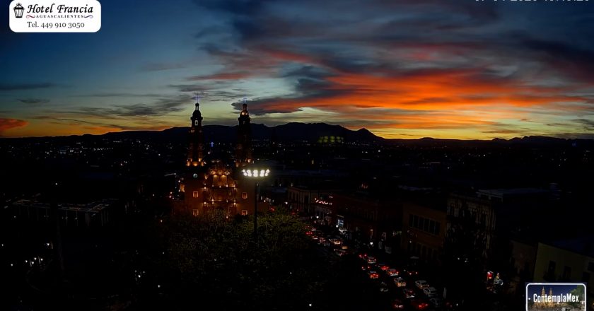 🎬 1 minuto · 1 atardecer del Martes 07 de Abril de 2026 desde el Hotel Francia Aguascalientes