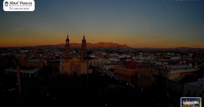 🎬 1 minuto · 1 amanecer del Miércoles 08 de Abril de 2026 desde el Hotel Francia Aguascalientes