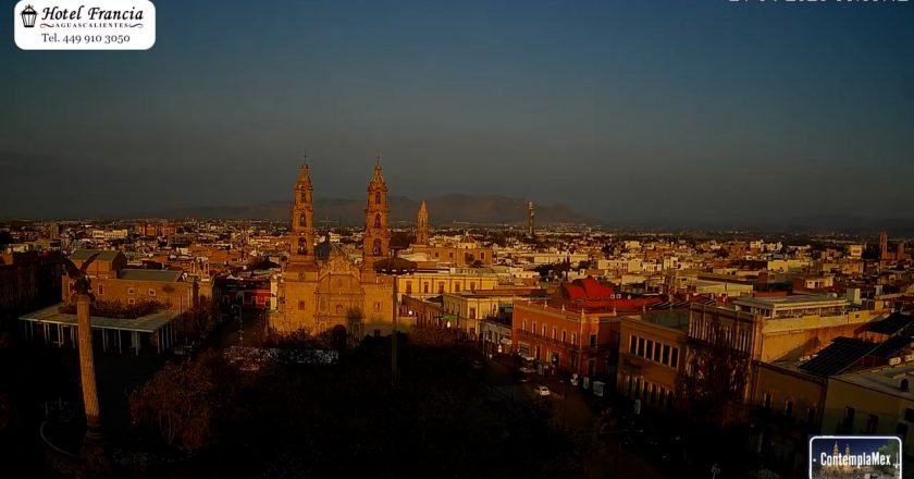 🎬 1 minuto · 1 amanecer del Martes 21 de Abril de 2026 desde el Hotel Francia Aguascalientes