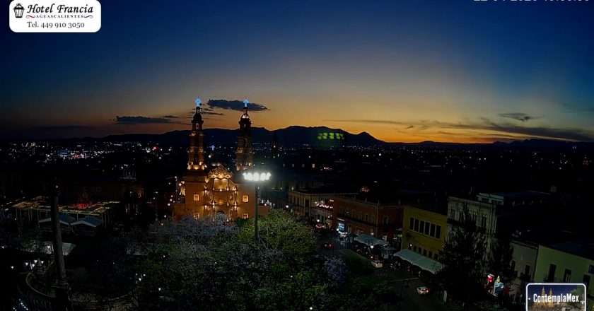 🎬 1 minuto · 1 atardecer del Miércoles 22 de Abril de 2026 desde el Hotel Francia Aguascalientes