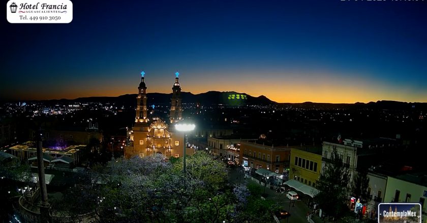 🎬 1 minuto · 1 atardecer del Viernes 24 de Abril de 2026 desde el Hotel Francia Aguascalientes