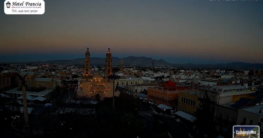 🎬 1 minuto · 1 amanecer del Sábado 25 de Abril de 2026 desde el Hotel Francia Aguascalientes