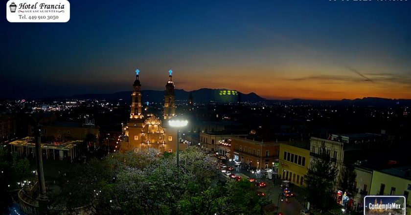 🎬 1 minuto · 1 atardecer del Viernes 08 de Mayo de 2026 desde el Hotel Francia Aguascalientes