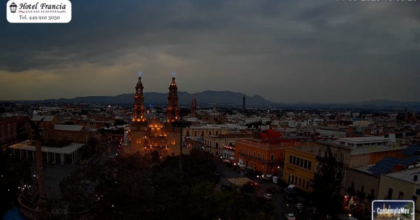 🎬 1 minuto · 1 atardecer del Lunes 11 de Mayo de 2026 desde el Hotel Francia Aguascalientes