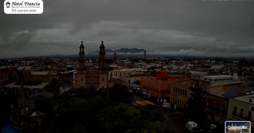 🎬 1 minuto · 1 amanecer del Domingo 21 de Junio de 2026 desde el Hotel Francia Aguascalientes