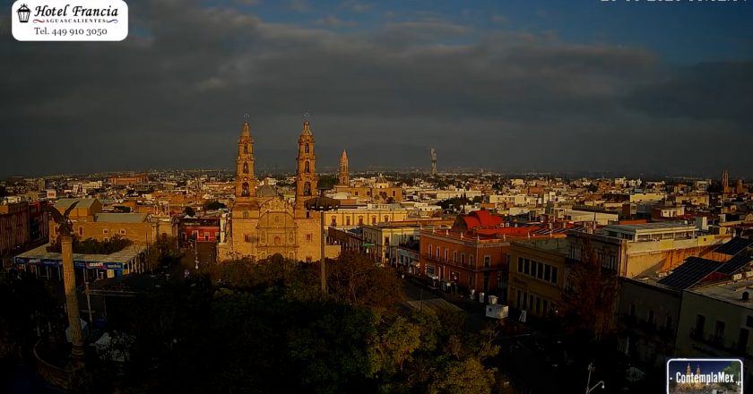🎬 1 minuto · 1 amanecer del Martes 23 de Junio de 2026 desde el Hotel Francia Aguascalientes