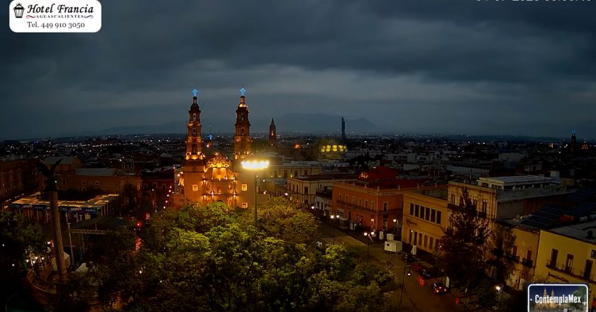 🎬 1 minuto · 1 amanecer del Miércoles 01 de Julio de 2026 desde el Hotel Francia Aguascalientes