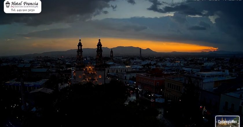 🎬 1 minuto · 1 atardecer del Jueves 02 de Julio de 2026 desde el Hotel Francia Aguascalientes