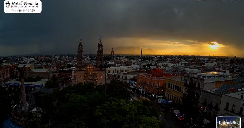 🎬 1 minuto · 1 atardecer del Miércoles 08 de Julio de 2026 desde el Hotel Francia Aguascalientes
