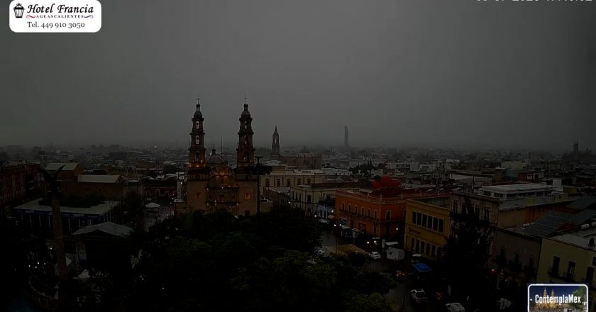 🎬 1 minuto · 1 atardecer del Jueves 09 de Julio de 2026 desde el Hotel Francia Aguascalientes