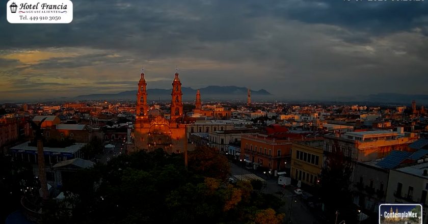 🎬 1 minuto · 1 amanecer del Viernes 10 de Julio de 2026 desde el Hotel Francia Aguascalientes