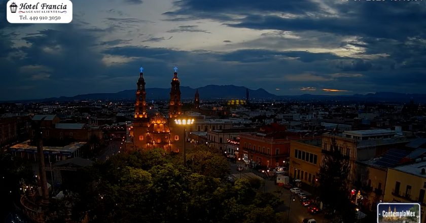 🎬 1 minuto · 1 atardecer del Viernes 10 de Julio de 2026 desde el Hotel Francia Aguascalientes