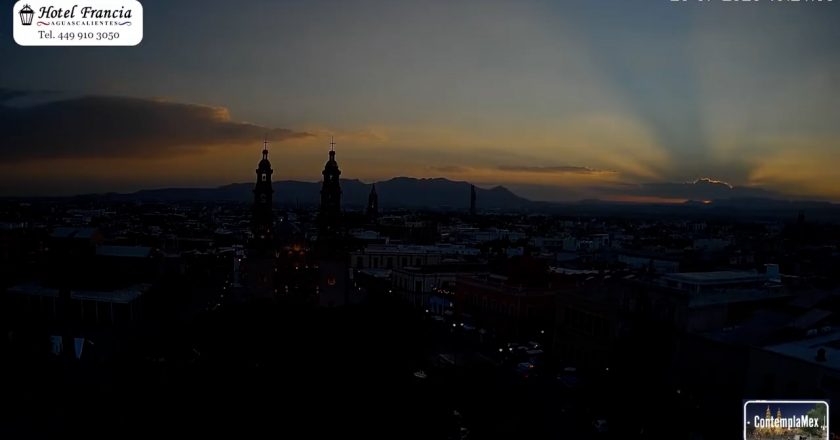 🎬 1 minuto · 1 atardecer del Sábado 25 de Julio de 2026 desde el Hotel Francia Aguascalientes