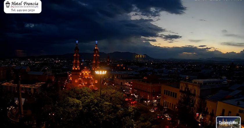 🎬 1 minuto · 1 atardecer del Domingo 26 de Julio de 2026 desde el Hotel Francia Aguascalientes