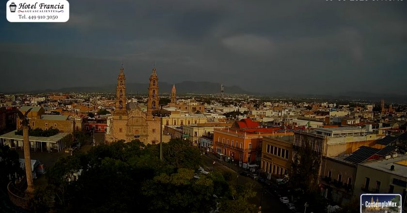 🎬 1 minuto · 1 amanecer del Domingo 09 de Agosto de 2026 desde el Hotel Francia Aguascalientes