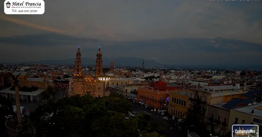 🎬 1 minuto · 1 amanecer del Jueves 06 de Agosto de 2026 desde el Hotel Francia Aguascalientes