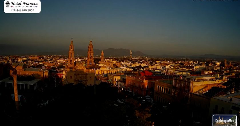 🎬 1 minuto · 1 amanecer del Jueves 13 de Agosto de 2026 desde el Hotel Francia Aguascalientes