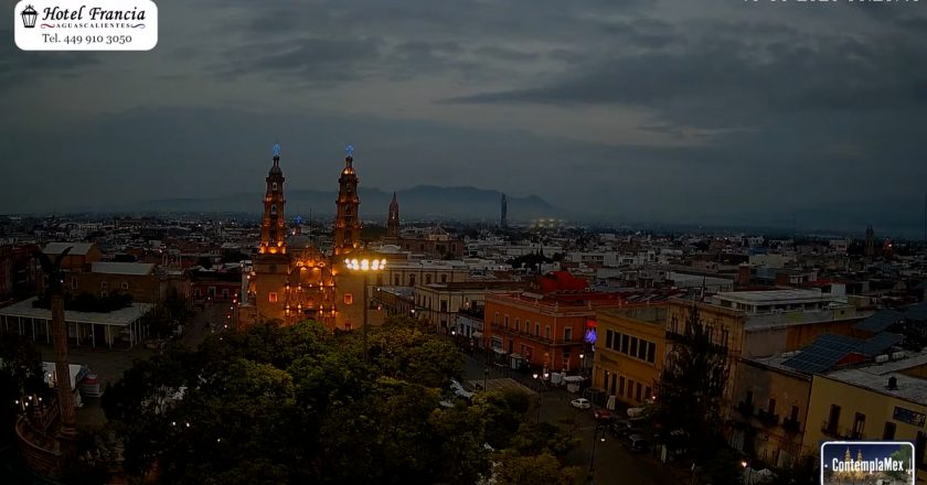 🎬 1 minuto · 1 amanecer del Lunes 10 de Agosto de 2026 desde el Hotel Francia Aguascalientes