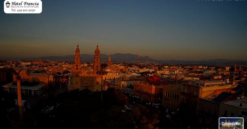 🎬 1 minuto · 1 amanecer del Martes 04 de Agosto de 2026 desde el Hotel Francia Aguascalientes
