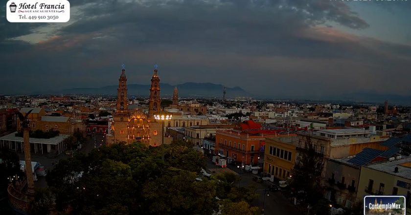 🎬 1 minuto · 1 amanecer del Martes 11 de Agosto de 2026 desde el Hotel Francia Aguascalientes