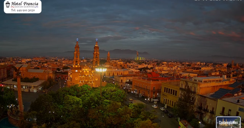 🎬 1 minuto · 1 amanecer del Miércoles 26 de Agosto de 2026 desde el Hotel Francia Aguascalientes