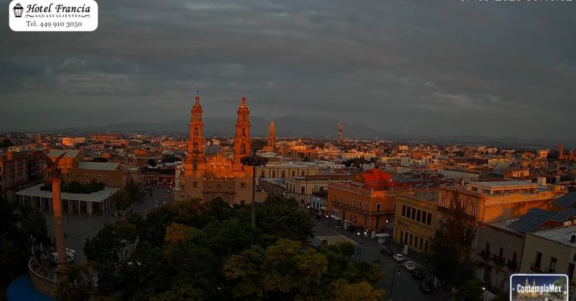 1 minuto · 1 amanecer del Lunes 07 de Septiembre de 2026 desde el Hotel Francia Aguascalientes