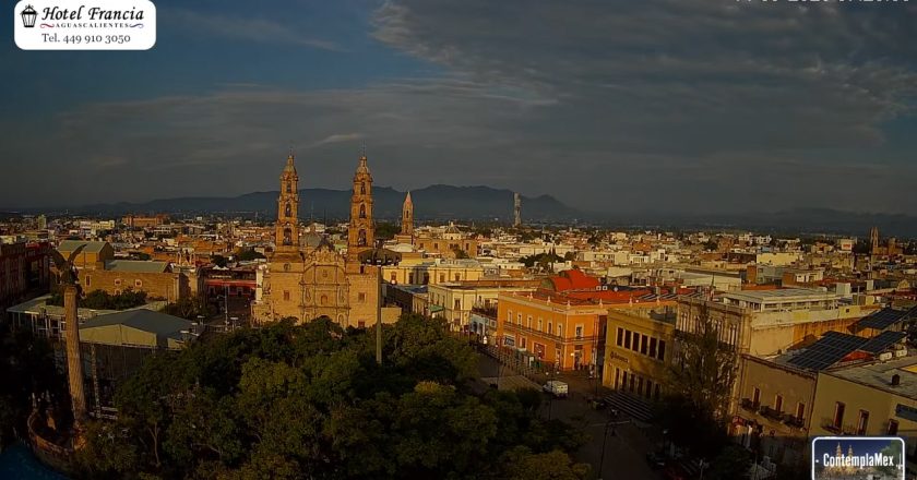1 minuto · 1 amanecer del Lunes 14 de Septiembre de 2026 desde el Hotel Francia Aguascalientes