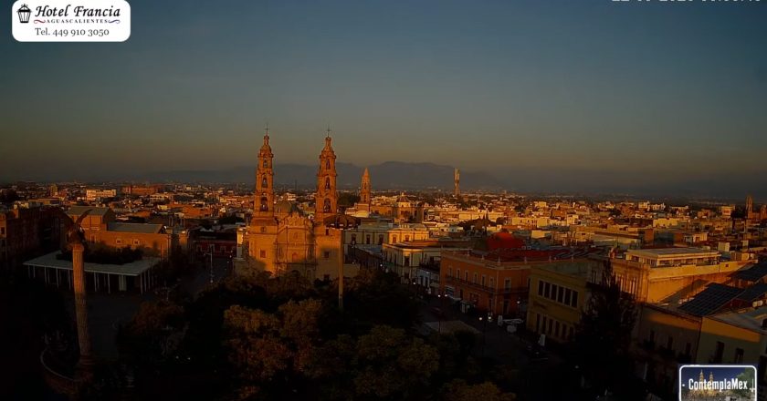 1 minuto · 1 amanecer del Martes 22 de Septiembre de 2026 desde el Hotel Francia Aguascalientes
