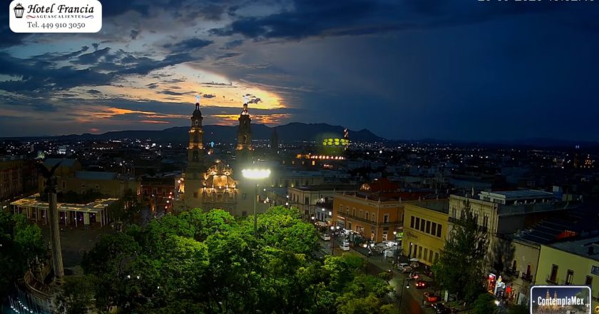 1 minuto · 1 atardecer del Domingo 20 de Septiembre de 2026 desde el Hotel Francia Aguascalientes