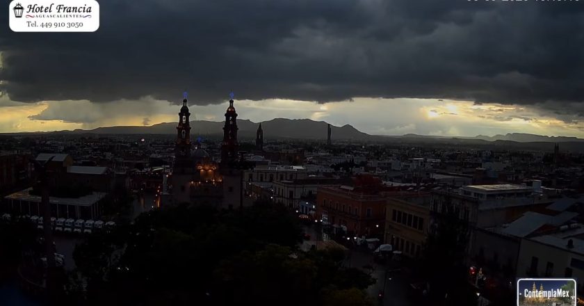 1 minuto · 1 atardecer del Jueves 03 de Septiembre de 2026 desde el Hotel Francia Aguascalientes
