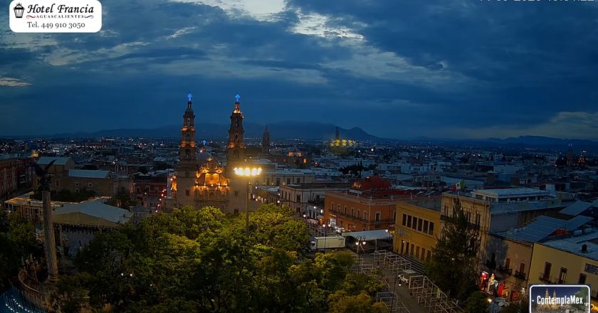 1 minuto · 1 atardecer del Lunes 14 de Septiembre de 2026 desde el Hotel Francia Aguascalientes