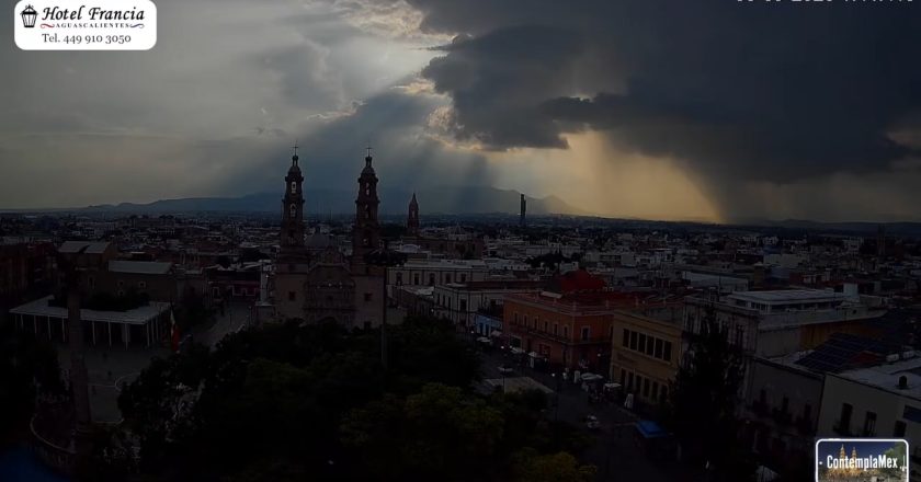 1 minuto · 1 atardecer del Martes 08 de Septiembre de 2026 desde el Hotel Francia Aguascalientes