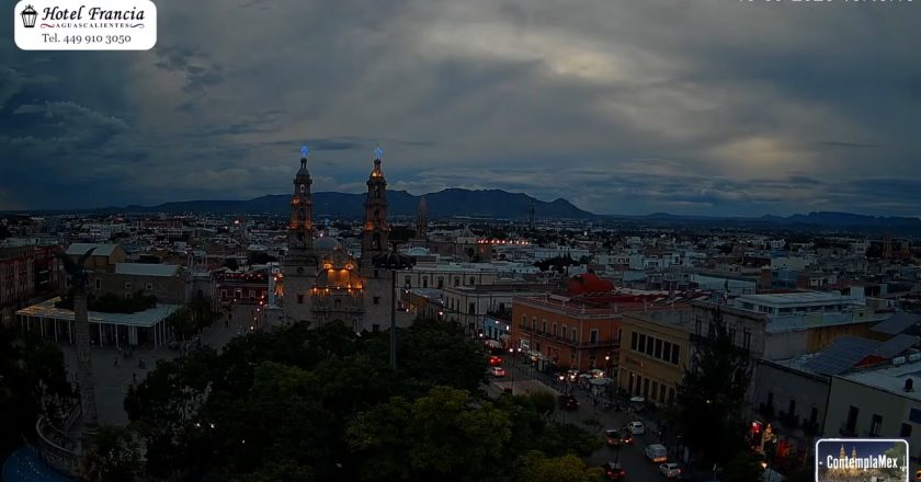 1 minuto · 1 atardecer del Viernes 18 de Septiembre de 2026 desde el Hotel Francia Aguascalientes