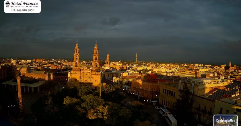 1 minuto · 1 amanecer del Sábado 03 de Octubre de 2026 desde el Hotel Francia Aguascalientes