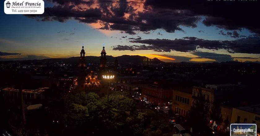 1 minuto · 1 atardecer del Sábado 26 de Septiembre de 2026 desde el Hotel Francia Aguascalientes