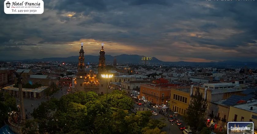 1 minuto · 1 atardecer del Viernes 02 de Octubre de 2026 desde el Hotel Francia Aguascalientes